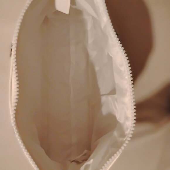 Betsy Johnson White/Multi-Color Large Ski Clutch - Picture 7 of 8